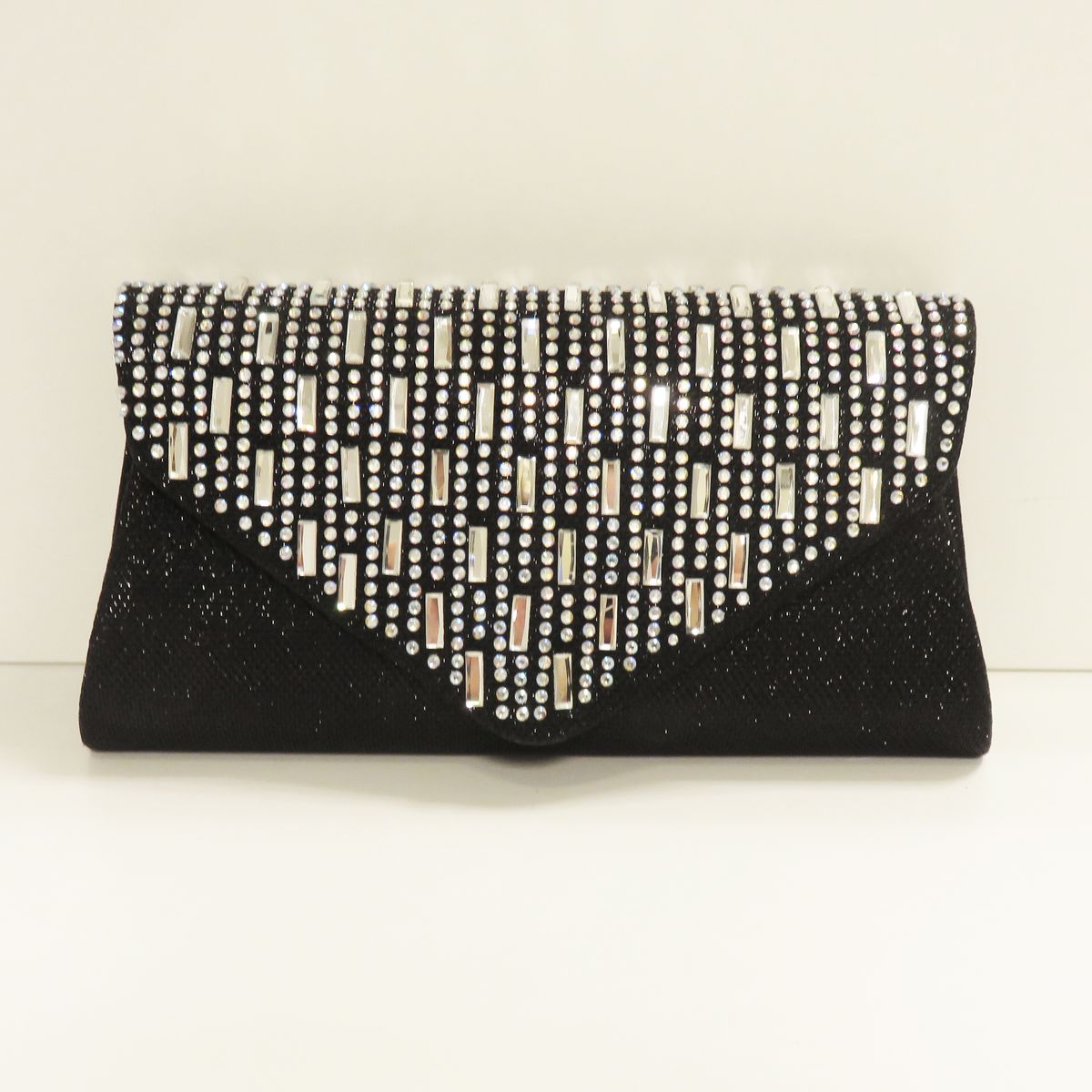 Glamour avondtasje met strass diamanten