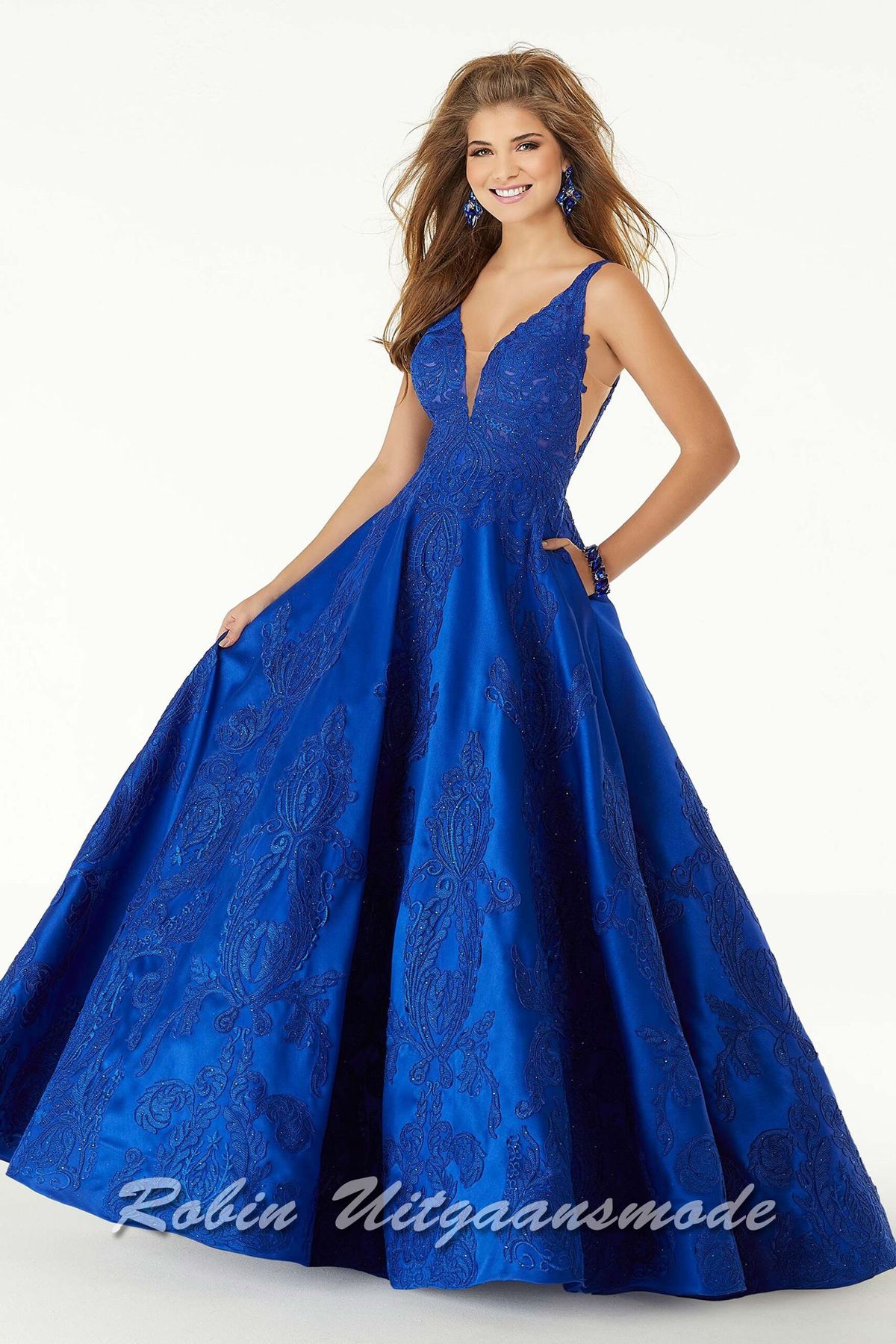 Royal blauwe A-lijn galajurk met een designers look pailletten patroon