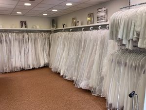 Robin Uitgaansmode inrichting trouwjurken