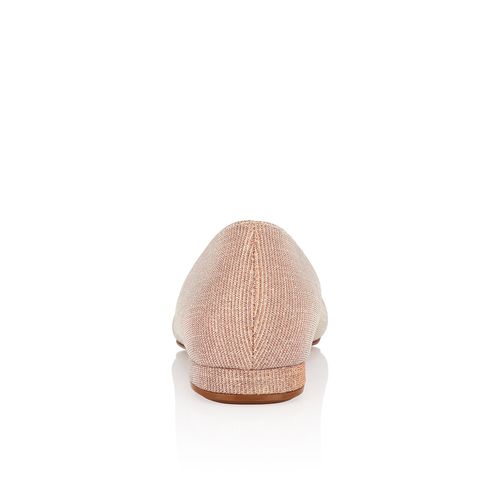 Achterkant van de roze Comfortabel gesloten ballerina in metallic kleuren