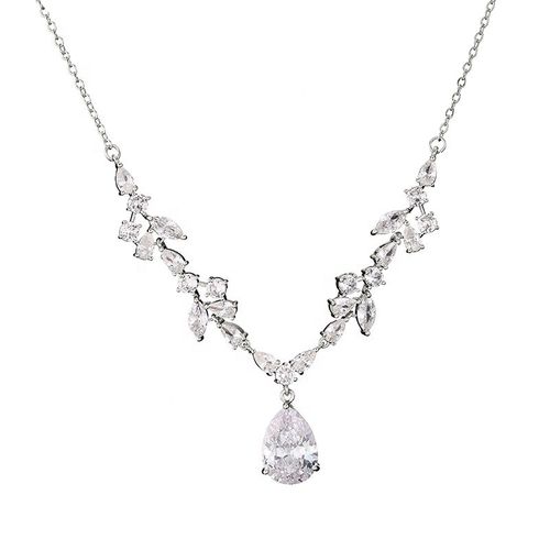 Halsketting met cubic zirkonia hanger en steentjes