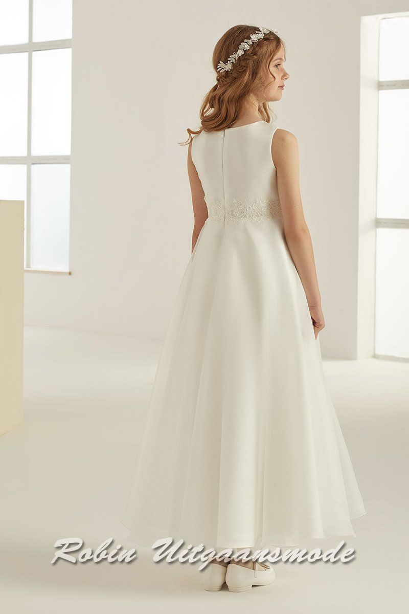Achterkant van de Chiffon bruidsmeisjes jurk met organza rok en recht lijfje